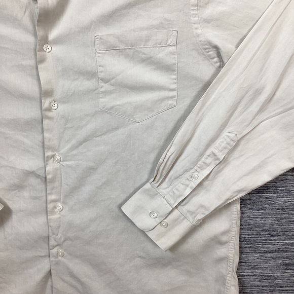 Calvin Klein Men’s Biege Button Down Long Sleeve Collared Dress Shirt 👔 - Picture 3 of 4